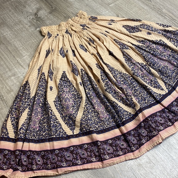 Vintage Dresses & Skirts - Vintage full circle skirt
